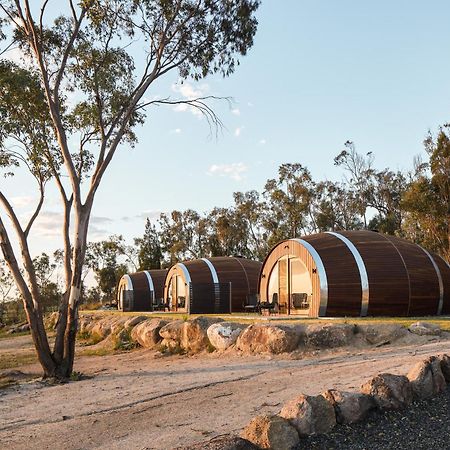 Barrel View Luxury Cabins Ballandean Eksteriør bilde