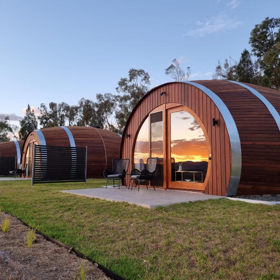 Barrel View Luxury Cabins Ballandean Eksteriør bilde